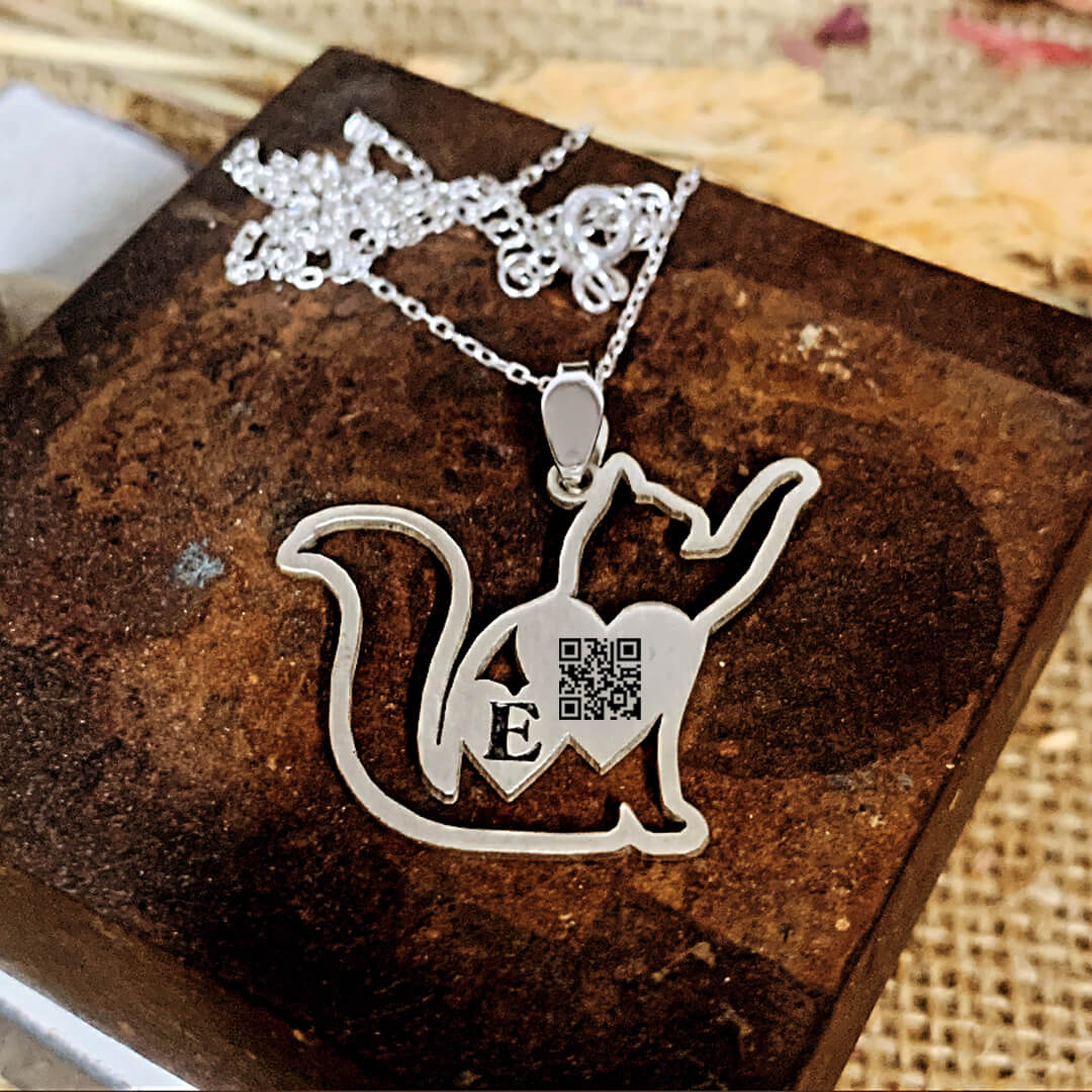 CAT SILVER NECKLACE 1