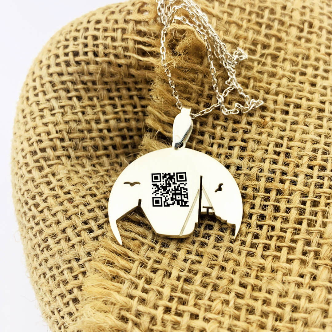 SHIP NECKLACE