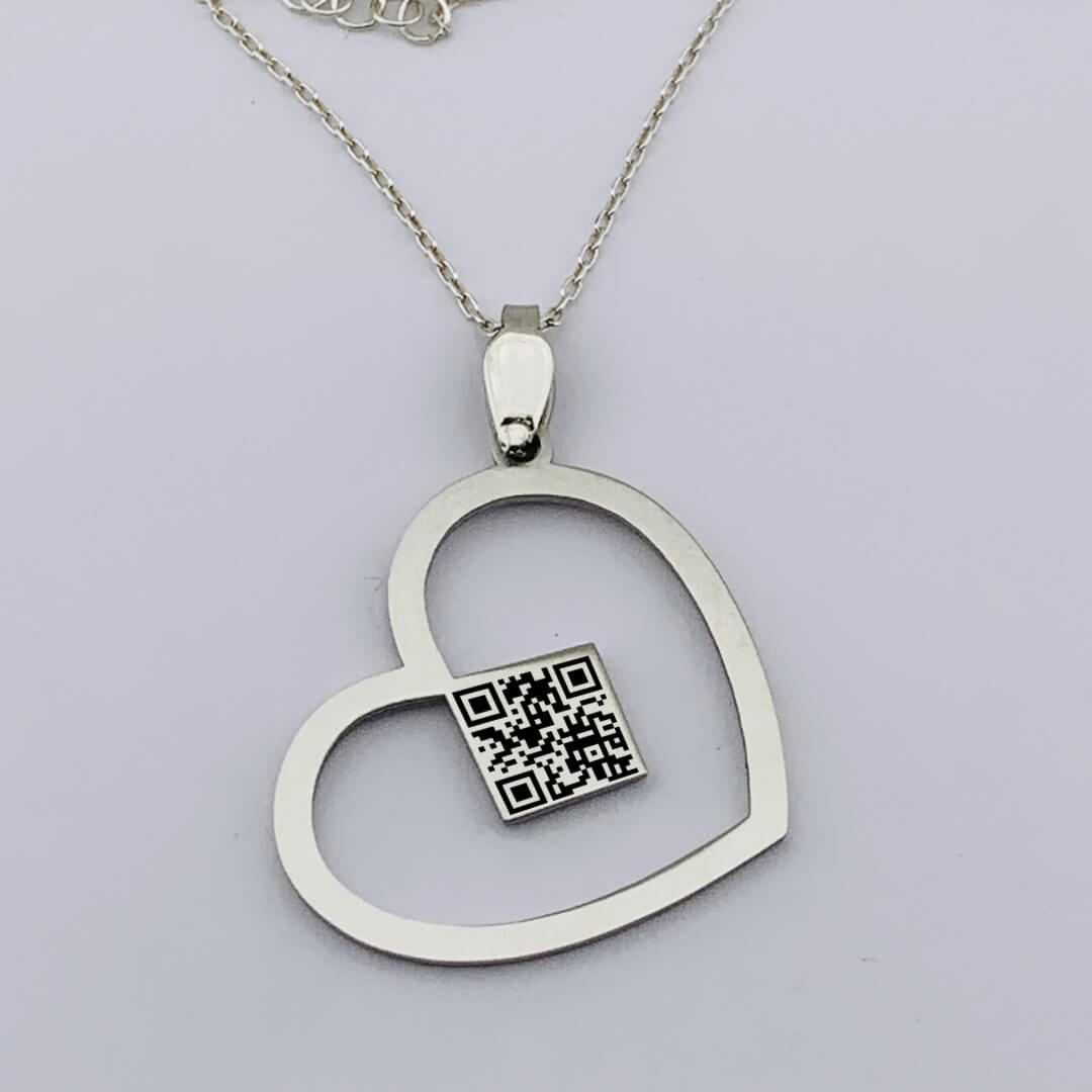 HEART NECKLACE