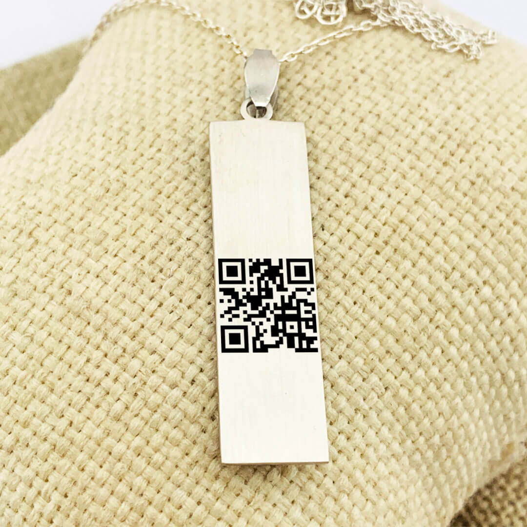 RECTANGULAR NECKLACE