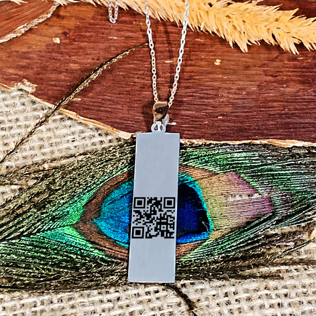 RECTANGULAR NECKLACE