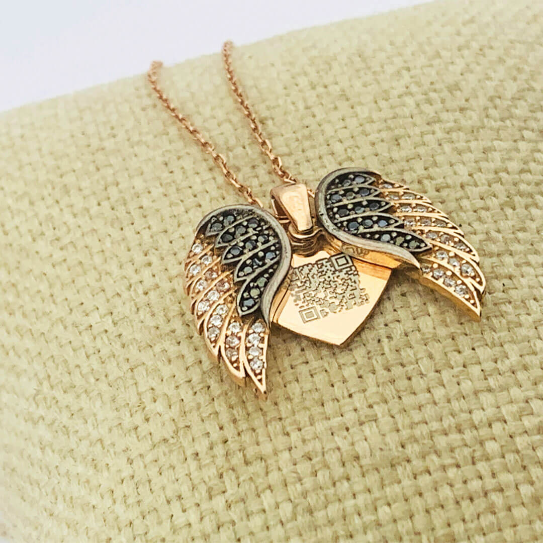 STONE ANGEL WING SILVER NECKLACE