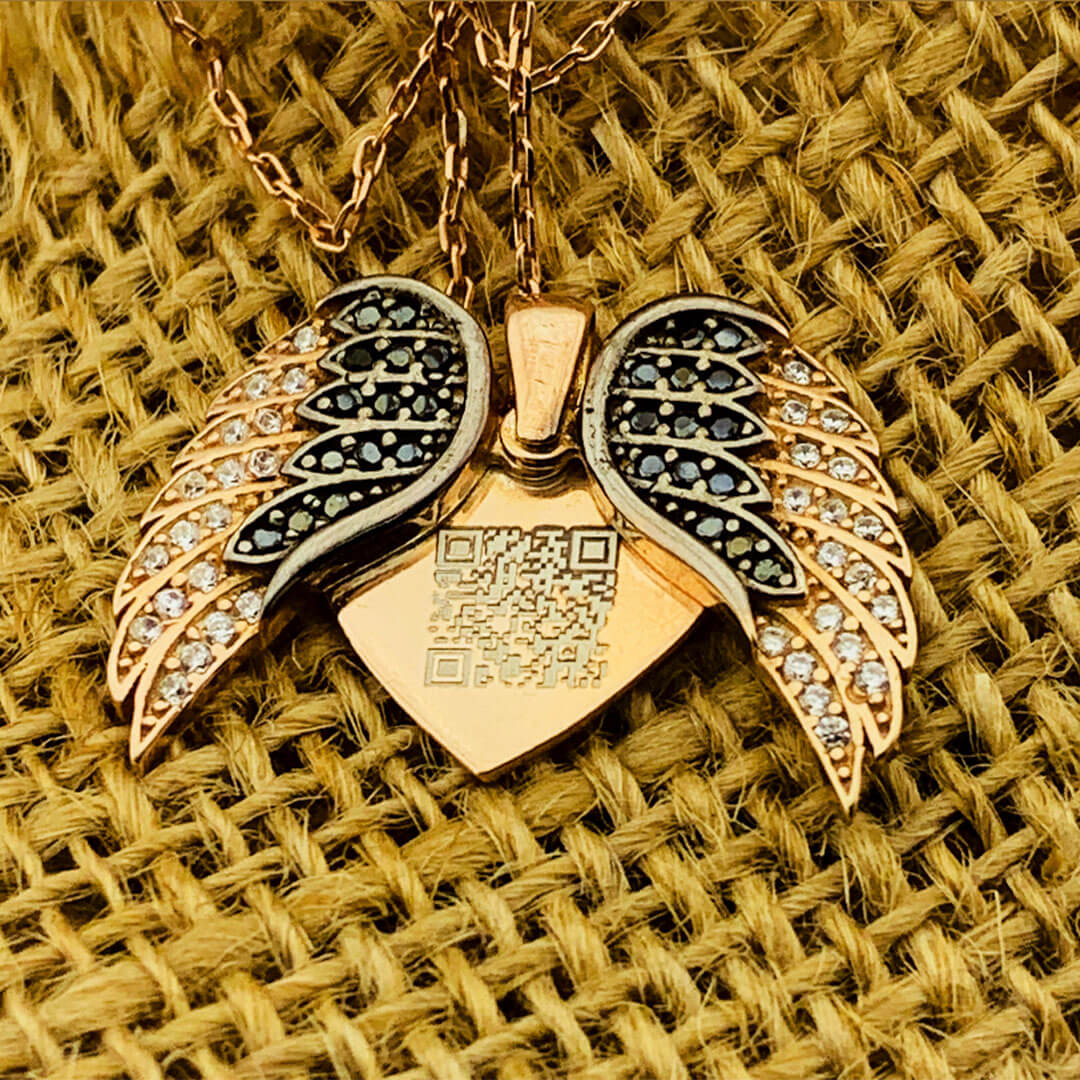 STONE ANGEL WING SILVER NECKLACE