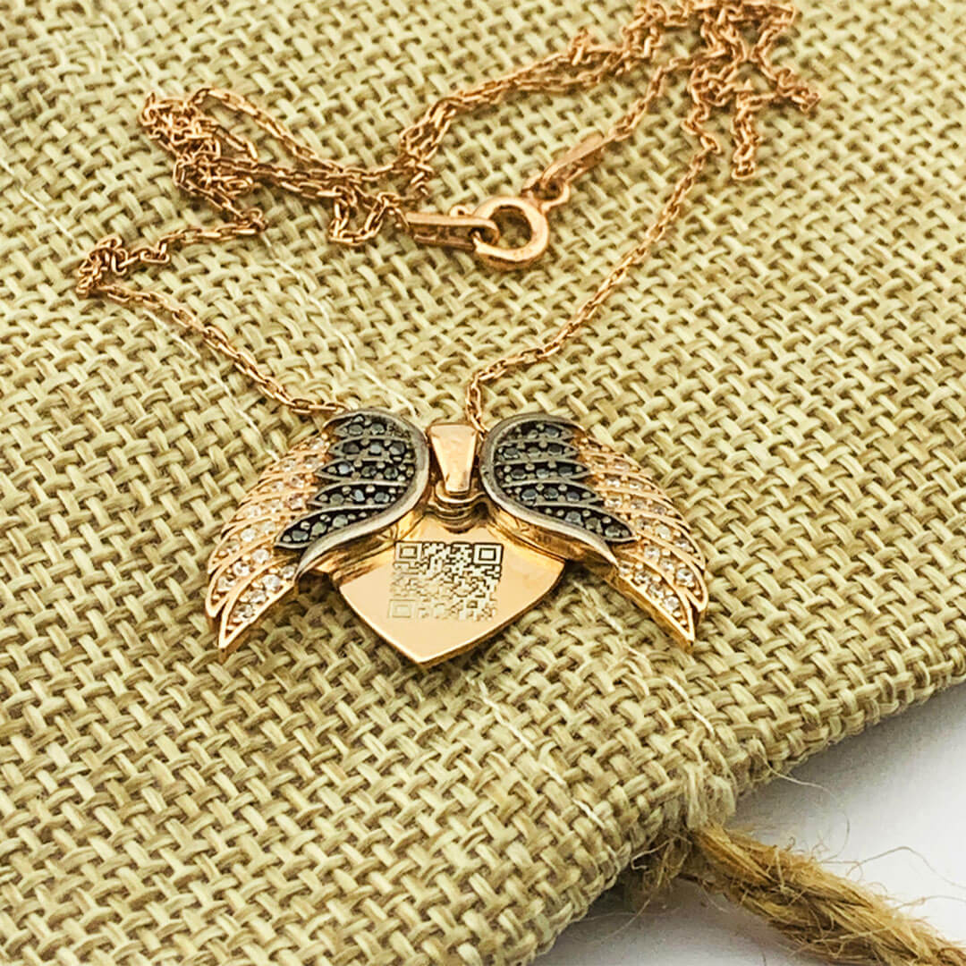 STONE ANGEL WING SILVER NECKLACE